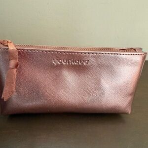 Younique Rose Gold Makeup Bag with wipeable Floral interior •NIB